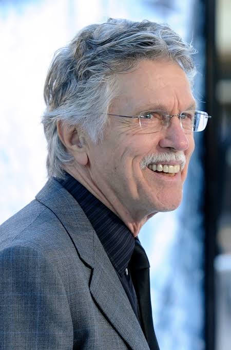 Tom Skerritt Death Obituary: ‘Top Gun,’ ‘Alien’ and ‘Picket Fences’ Star Remembered for Legendary Hollywood Career